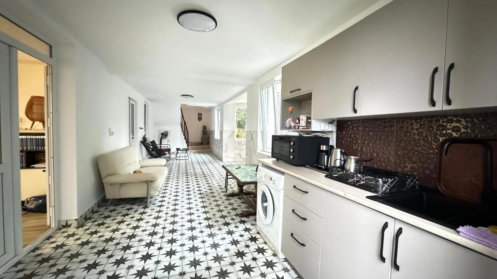 Guest House Sophie Gonio 0*,